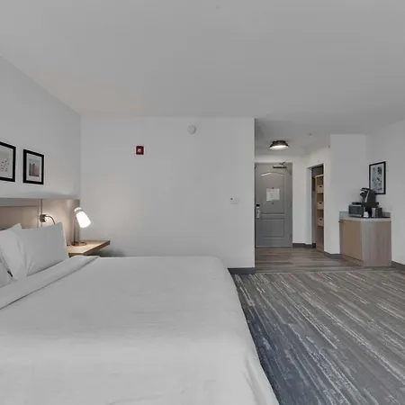 Hilton Garden Inn Myrtle Beach/Coastal Grand Mall-2